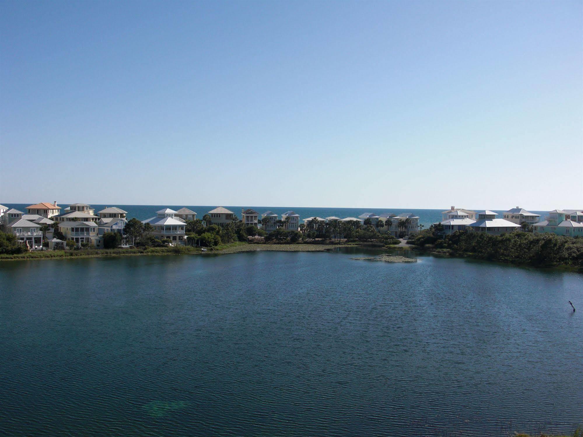 Carillon Beach Resort Inn โรสแมรีบีช ภายนอก รูปภาพ